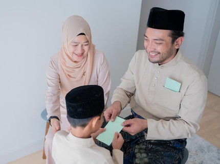 Keuntungan THR Anak Digunakan untuk Investasi Emas Menurut Financial Planner