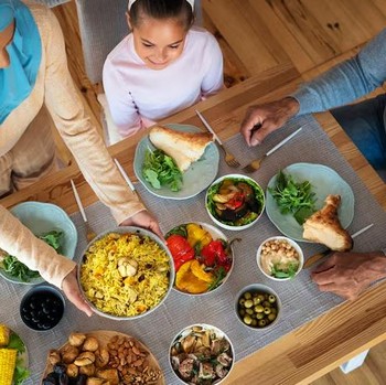 5 Tips Diet Saat Lebaran agar Berat Badan Tetap Terjaga