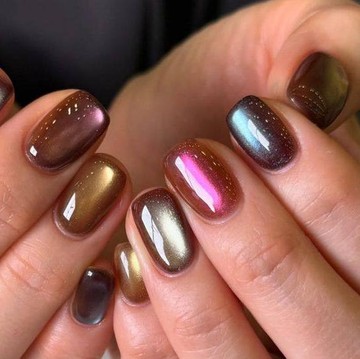 Mengenal Tren Kuku Dragon Scale dengan Sentuhan Fantasi