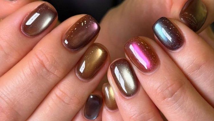 Mengenal Tren Kuku Dragon Scale dengan Sentuhan Fantasi