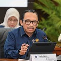 Wakil Menteri Keuangan (Wamenkeu) Juda Agung dalam Konferensi Pers APBN Kita di Jakarta pada Rabu (11/03/2026). (Dok. Kemenkeu/Biro KLI/Zalfa Dhiaulaq)