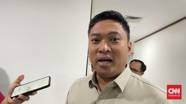 Wamentan Sudaryono meminta produsen pestisida menahan rencana kenaikan harga meski terjadi kelangkaan bahan baku imbas konflik di Timur Tengah.