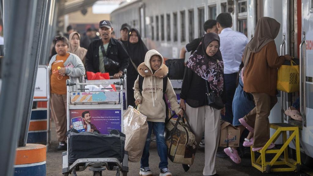 Mudik Belakangan? KAI Sebut Masih Ada 300 Ribu Tiket Tersedia