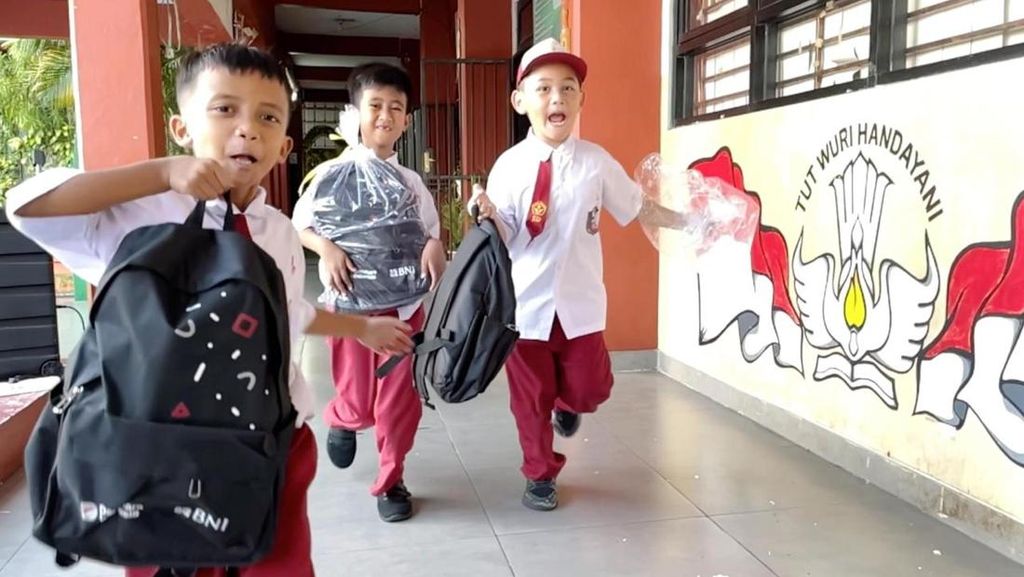 Setahun Danantara, BNI Perkuat Pendidikan Lewat 6 Ribu Paket Sekolah