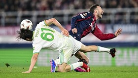 FOTO: Bologna dan Roma Sama Kuat di Liga Europa