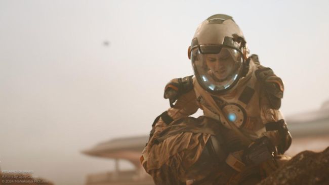 Pelangi di Mars merupakan sebuah film hybrid antara live-action dan animasi tiga dimensi dalam balutan kisah fiksi ilmiah atau sci-fi.