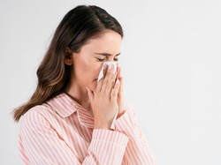 7 Tips Atasi Pilek dan Batuk Saat Puasa