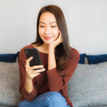 3 Ciri Kepribadian Orang yang Jadi 'Silent Reader' di Grup Obrolan