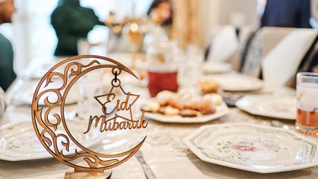 Percantik Meja Lebaran, Set Piring Dan Gelas Cantik Dengan Harga Sale Kini Ada Di Transmart