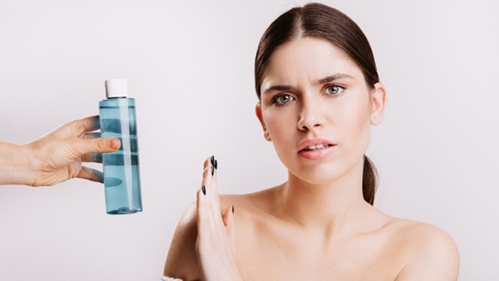 Kenali 7 Bahaya Skincare dengan Kandungan Steroid