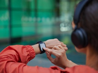 5 Alasan Apple Watch SE 3 Layak Dipertimbangkan buat Aktivitas Sehari-hari