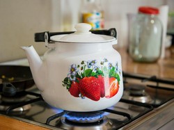 Jangan Asal Minum, Begini Cara Mengetahui Air Sudah Matang atau Belum