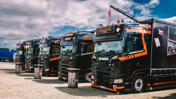 Cara Booking Truk Logistik agar UMKM Hemat Biaya Kirim Antar Kota 