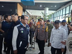 Hari Pertama Operasi Ketupat 2026, Kapolri Cek Arus Mudik di Pelabuhan Merak