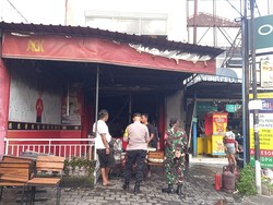 Gerai Ayam Goreng Cepat Saji Terbakar, Kerugian Rp 200 Juta