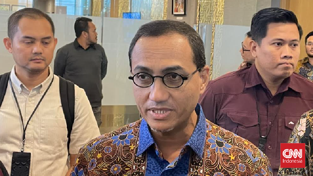 OJK Wajibkan Emiten Setor Laporan Keberlanjutan Mulai 2027