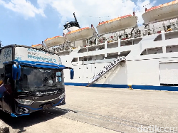 Video Cerita Pemudik Tujuan Makassar Pilih Naik Kapal karena Pesawat Mahal