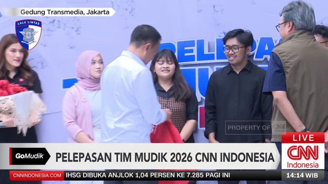 CNN Indonesia melepas tim Go Mudik 2026 untuk meliput arus mudik. Tim ini melibatkan ratusan jurnalis dan menggunakan kendaraan listrik untuk peliputan.