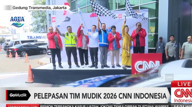 Tim Go Mudik CNN Indonesia menggunakan mobil listrik selama melakukan liputan arus mudik 2026.