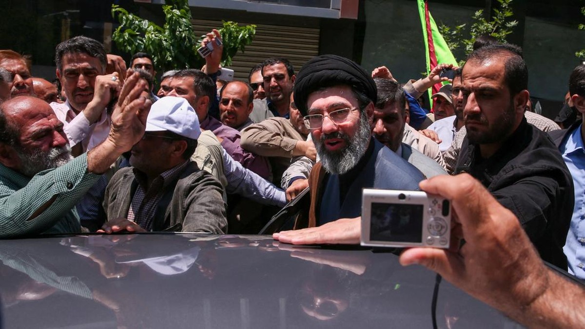Iran Pecah? IRGC Disebut Mulai Lucuti Kekuatan Mojtaba Khamenei