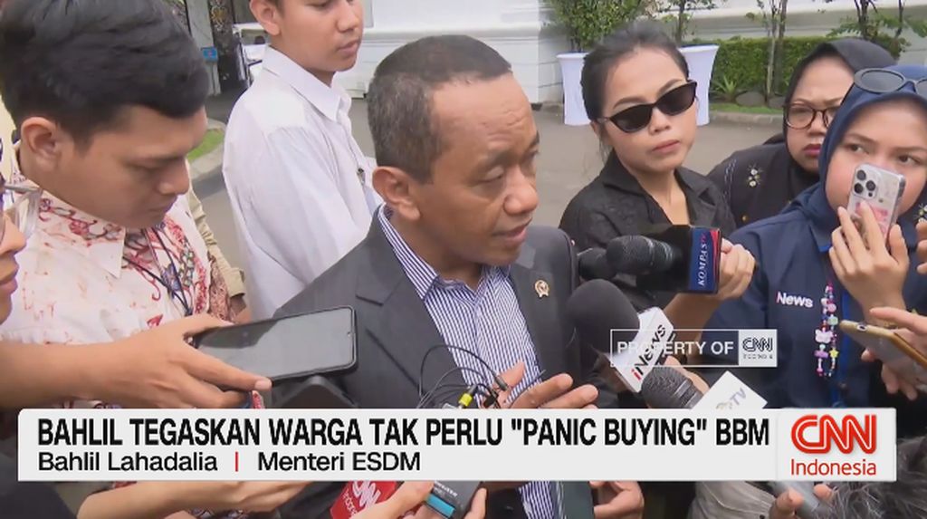 VIDEO: Bahlil Tegaskan Warga Tak Perlu 'Panic Buying' BBM