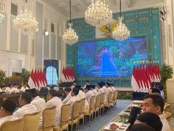 Prabowo Buka Sidang Kabinet, Seskab Tayangkan Video Capaian Pemerintah