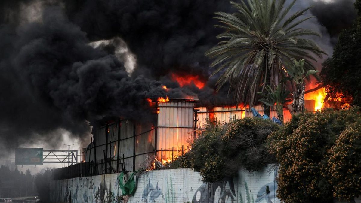 Foto: Rudal Iran Terus Gempur Balas Serangan Israel