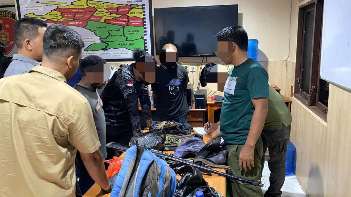 Satgas Cartenz Sita Panah hingga Senapan Angin Milik KKB