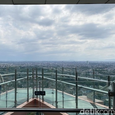 Staycation Mewah, Trans Hotel Jakarta Punya Rooftop dengan Pemandangan Kota