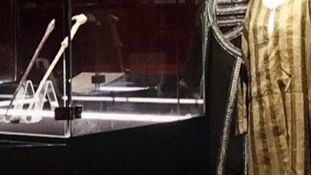 Properti Asli Harry Potter hingga The Hobbit Dilelang di Paris