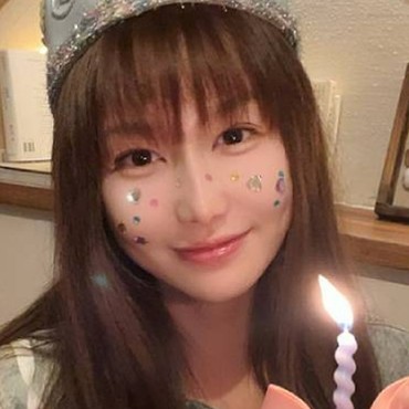 Ikut Tren Viral Flame Cake, Aktris China Wang Tianyu Alami Luka Bakar di Wajah