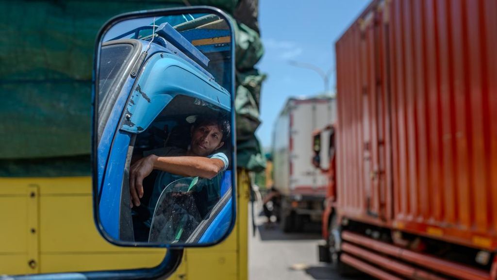 Arus Balik, Truk Sumbu Tiga Masih Dilarang Melintas hingga 29 Maret