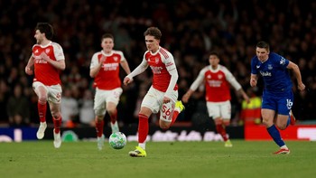 FOTO: Arsenal Terus Lari Buru Trofi Juara Liga Inggris