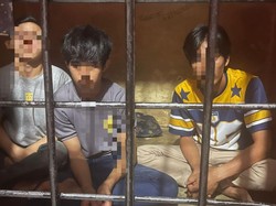 3 Pemuda di Mamuju Bawa Badik Teror Kos Wanita Malam-malam Ditangkap