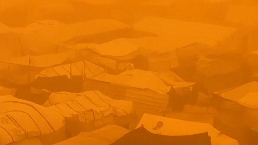 Kondisi Sulit Warga Gaza Usai Kamp Pengungsian Diterjang Badai Pasir