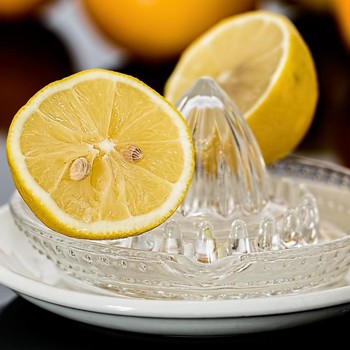 5 Trik Membersihkan Peralatan Rumah dengan Lemon agar Lebih Harum