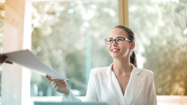 Tanda Perempuan yang Miliki Kecerdasan Tinggi