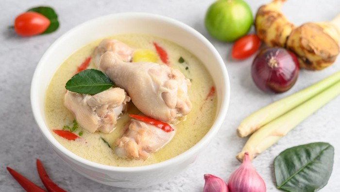 Hindari, Ini 5 Kesalahan Memasak Santan yang Bisa Bikin Makanan Lebaran Cepat Basi