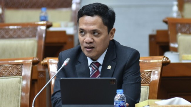 Jampidsus Febrie Mundur, DPR Turun Tangan Bentuk Timwas