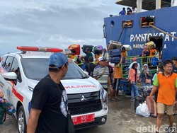 Pemudik Melahirkan di KM Pantokrator Jelang Sandar di Pelabuhan Parepare