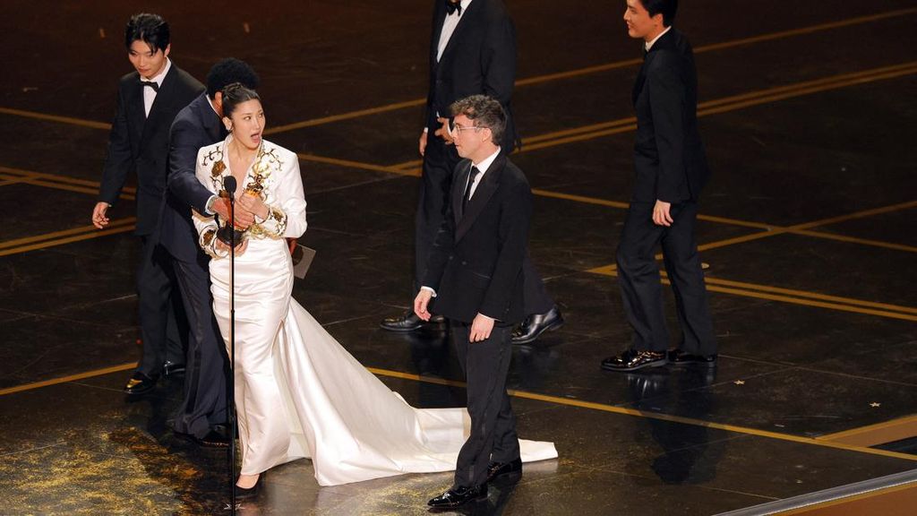 Produser Oscar Buka Suara Durasi Pidato KPop Demon Hunters Dipotong