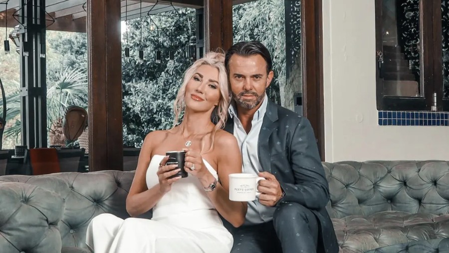 Melany Viljoen dan suaminya&comma; Petrus Viljoen