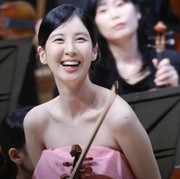 Seohyun Girls' Generation Sukses Debut sebagai Violinist di Panggung Orkestra