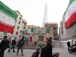 Iran Umumkan Kenaikan Upah Minimum 60 Persen di Tengah Perang