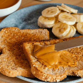 5 Ide Menu Praktis Sandwich Tinggi Protein, Bikin Kenyang Lebih Lama