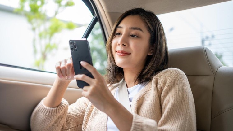 7 Ciri Kepribadian Orang yang Punya Ratusan Chat Belum Dibaca Sampai Menumpuk