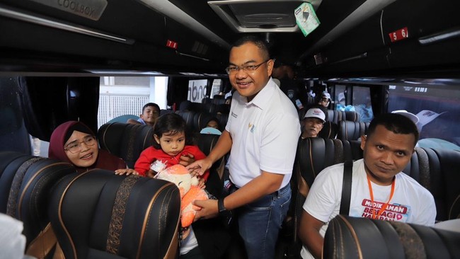 BNI memberangkatkan 7.000 pemudik dalam program Mudik Gratis BUMN 2026, mendukung mobilitas masyarakat menjelang Idulfitri dengan aman dan nyaman.