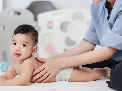 Bolehkah Bayi Dipijat Usai Lelah Perjalanan Mudik Lebaran?