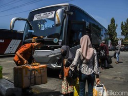 Video: Alasan Mereka Baru Berangkat Mudik Setelah Lebaran