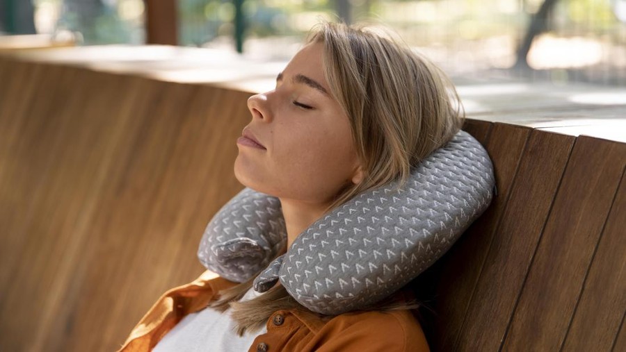 Ilustrasi Bantal Leher